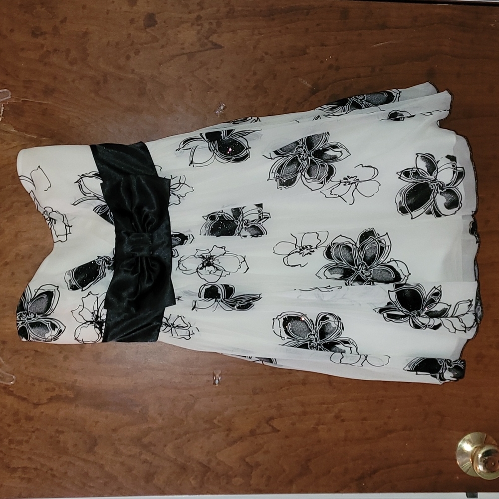 Small strapless black and white floral sparkle dress